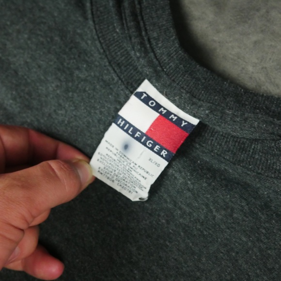 Vintage Tommy Hilfiger Ski Division Shirt Size XL - Picture 3 of 5